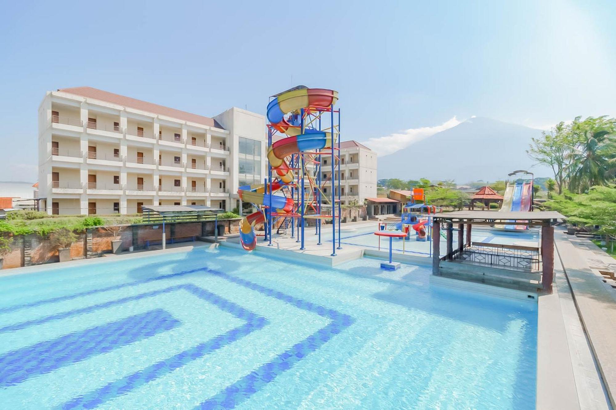 Reddoorz Resort Premium @ Sangkan Hurip Kuningan Exteriér fotografie