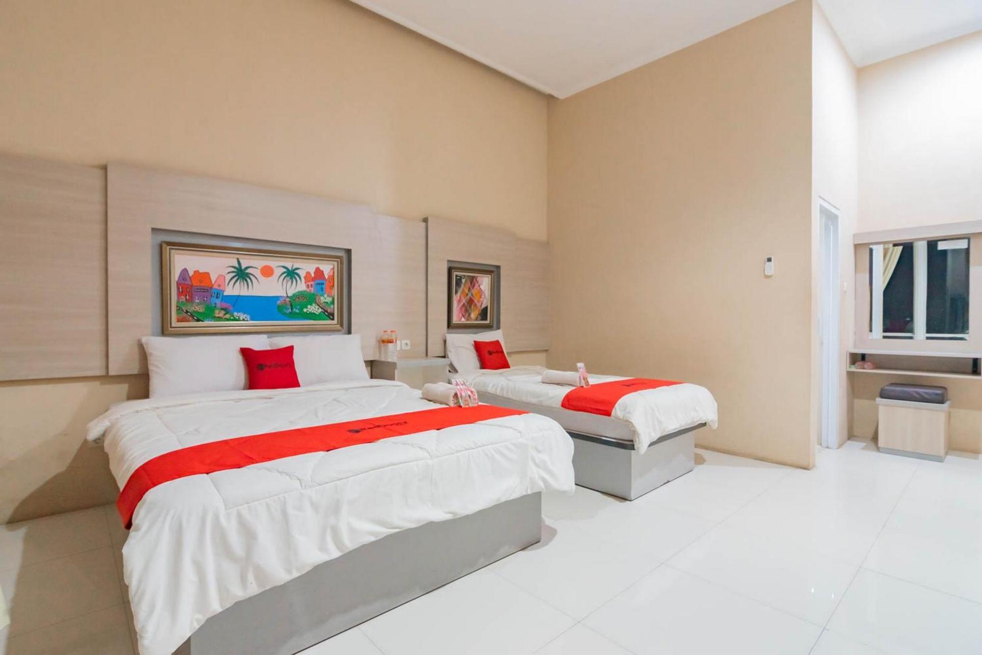 Reddoorz Resort Premium @ Sangkan Hurip Kuningan Exteriér fotografie