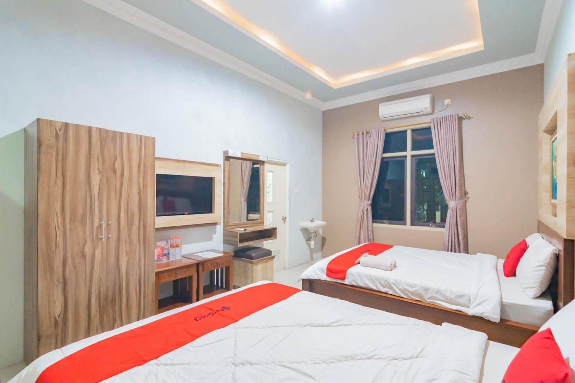 Reddoorz Resort Premium @ Sangkan Hurip Kuningan Exteriér fotografie