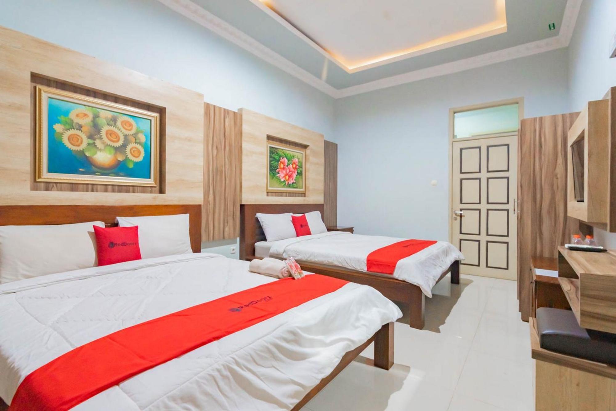 Reddoorz Resort Premium @ Sangkan Hurip Kuningan Exteriér fotografie